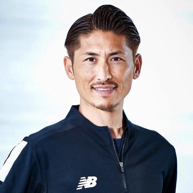 NIWA GOAL PROJECT LEADER 

サッカー|ARENAS CLUB DE GETXO（スペイン）
丹羽大輝DAIKI NIWA

コメント

「NGP（丹羽ゴールプロジェクト）はそんな熱い想いを持った方々と共に、スポーツ、サッカーの素晴らしさを全国各地に届けるプロジェクトです。」

人として、プロサッカー選手として在るべき姿、それはこれからの未来ある子供達の為に夢や感動を与え続ける事です。NGP（丹羽ゴールプロジェクト）はそんな熱い想いを持った方々と共にスポーツ、サッカーの素晴らしさを全国各地に届けるプロジェクトです。プロサッカーの世界はピッチの上で勝つ事や、負ける事はコントロール出来ません。ただ、ピッチ外での行動や生き方、考え方は自分でコントロールする事が出来ます。私自身は使命ある者としてこの活動を通してスポーツ、サッカーの素晴らしさを後世に伝えていきたいと考えています。2011年東日本大震災発生時から続けてきた復興支援活動、社会貢献活動も今年で14年目を迎えることが出来ました。改めまして災害により被害を受けられた方々に、心よりお見舞い申し上げます。
そして一日も早い復旧と復興を心よりお祈り申し上げます。命の大切さ、当たり前が当たり前ではない日常を毎日噛み締めながら今後も、熱い想いや高い志を持ったメンバーと共にNGPの活動を継続的に全国各地で開催していきたいと考えています。
愛のある、想いのこもった、地域に根ざすプロジェクトを共に創りあげましょう！
日本にスポーツ、サッカー文化を根付かせる。

DAIKI NIWA丹羽 大輝
●所属
アレナスゲチョ
●スポーツ
サッカー
●ポジション
DF/ディフェンス
●生年月日
1986年1月16日
● 身長/体重
181cm/74kg
OFFICAL INSTAGRAM 
@daiki_niwa_05